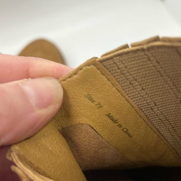 Dolce Vita Brown Heels Bootie Cut-Out Tan Neutral Women's Size 7.5 - Picture 7 of 7